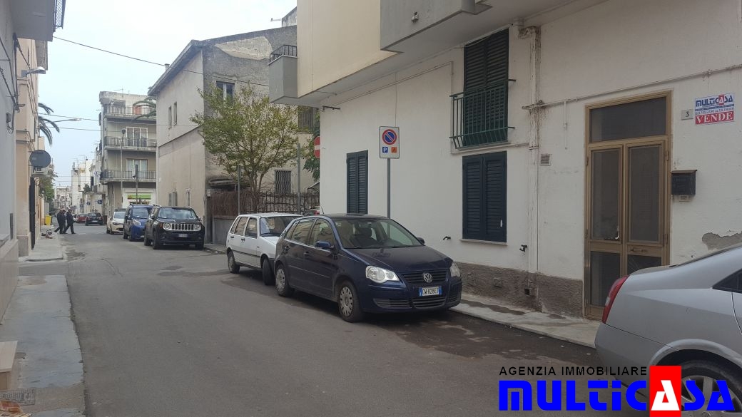 CASA INDIPENDENTE IN ZONA CENTRALE