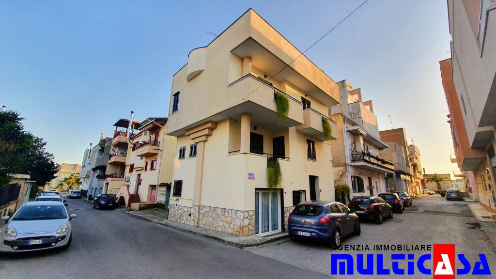CASA INDIPENDENTE CON TERRAZZA