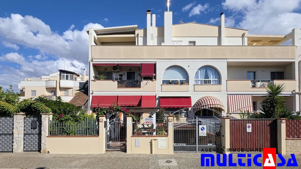VILLETTA CON GIARDINO E GARAGE